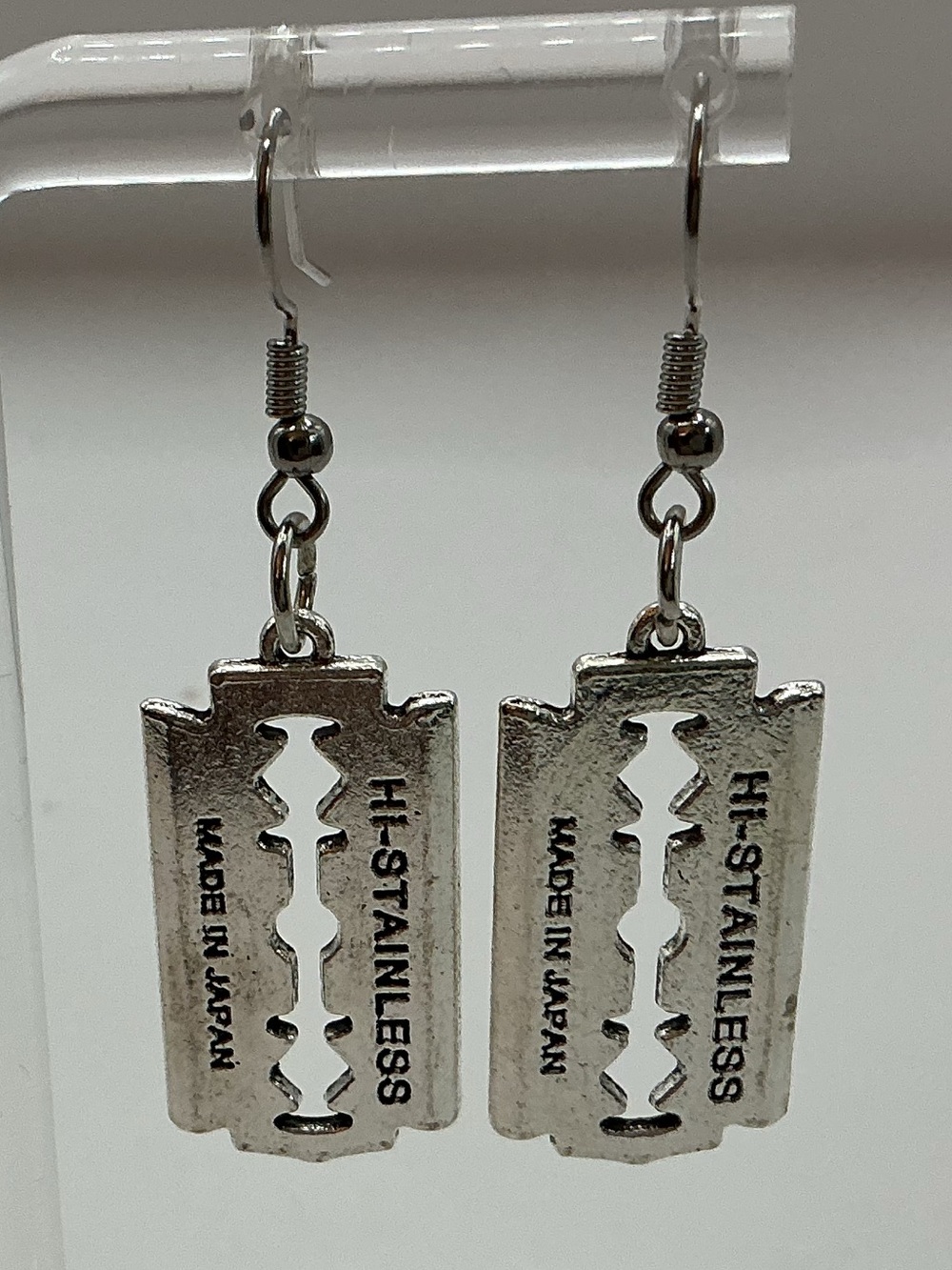 FUN SILVER TONE RAZOR BLADE REALISTIC EARRINGS NWOT